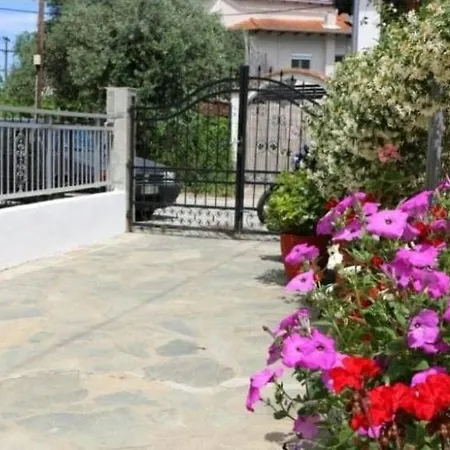 Evelyn Home Limenas  Exterior photo