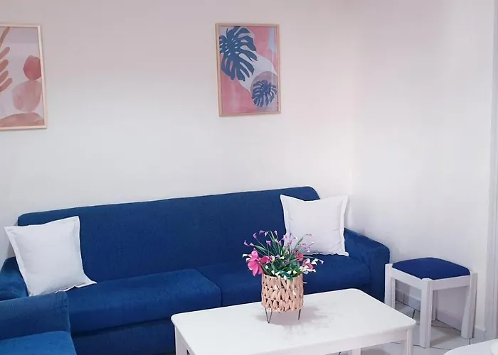 Evelyn Home